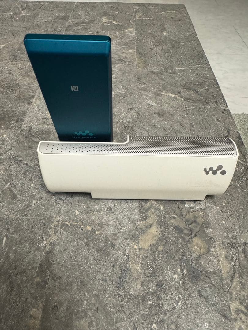SONY ワイヤレススピーカー ウォークマン付き