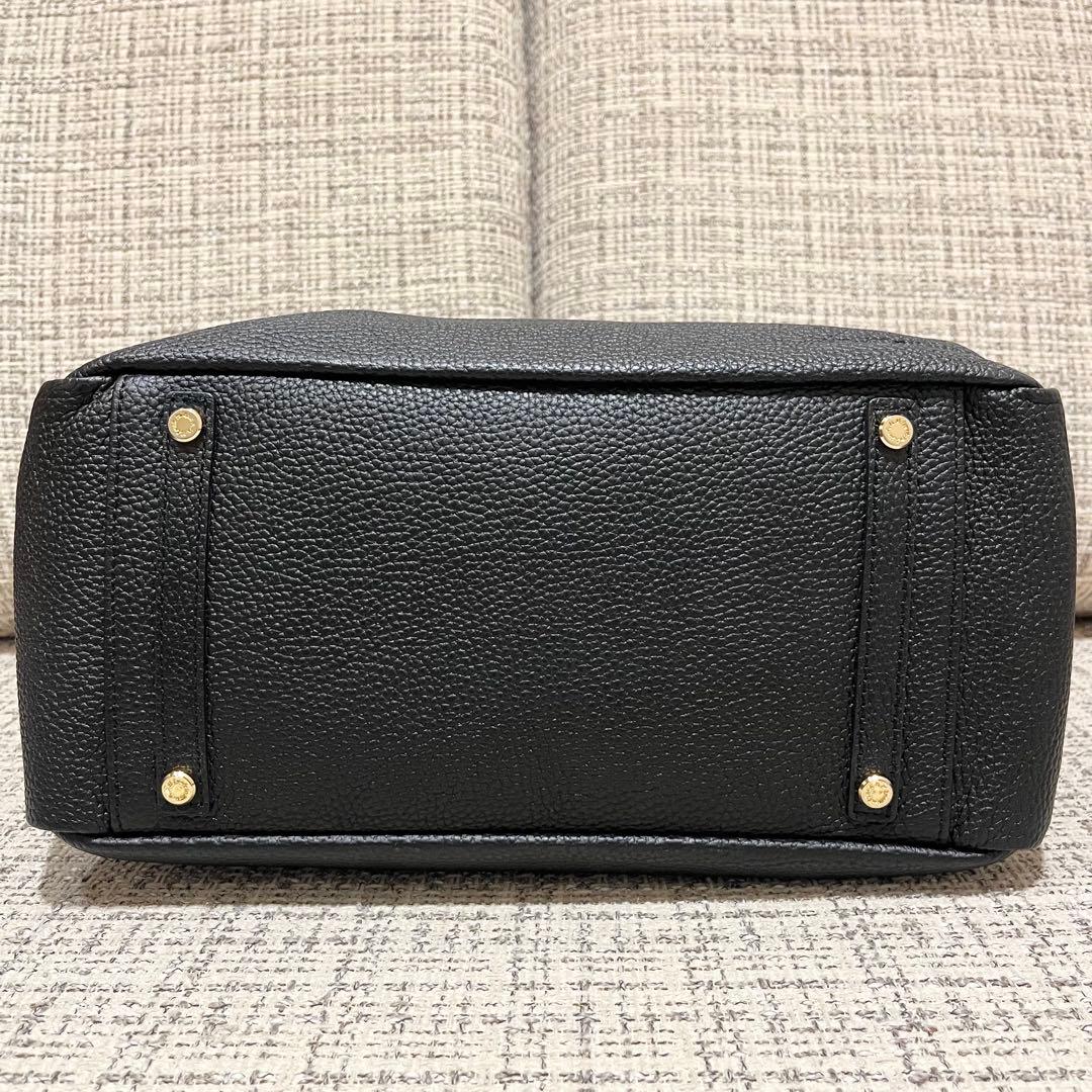 未使用品　A.D.M.J ハンドバッグ　シボ革　金具　ブラック　レザー　黒