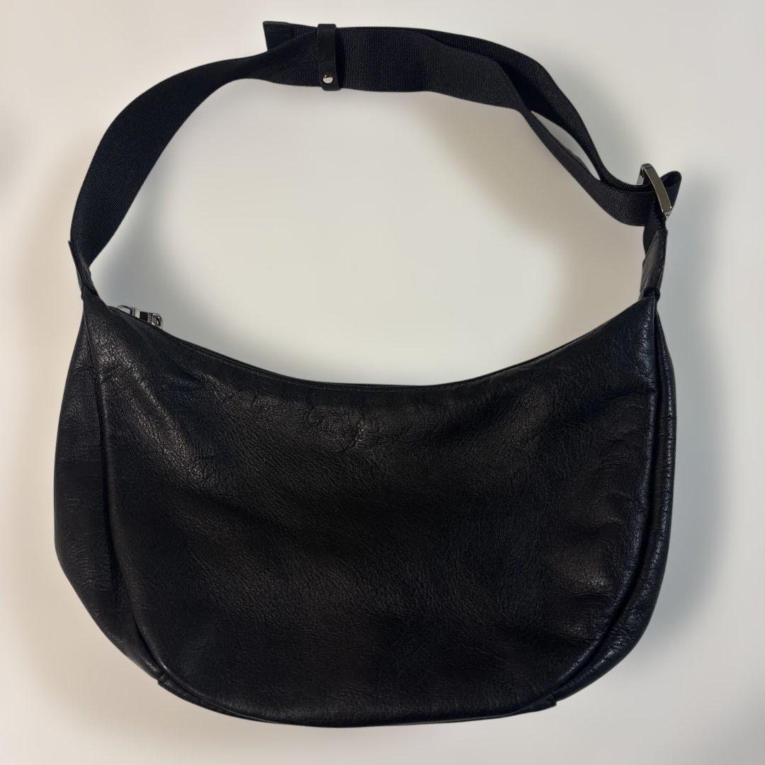 超美品ラシット ソフトレザーラウンドショルダーバッグ 金具シルバー