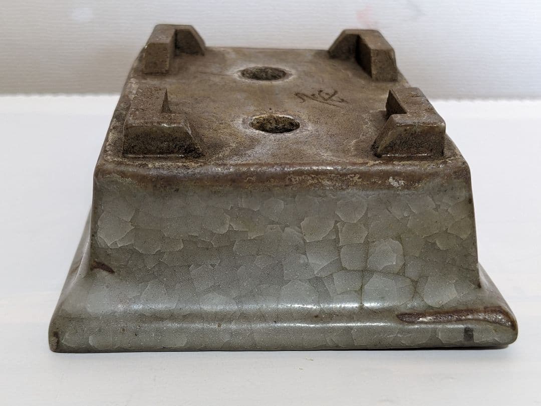 ♦小品盆栽鉢 辰の釘彫り印 長方形四足ミニ盆栽鉢？中国 国内 古美術骨董品