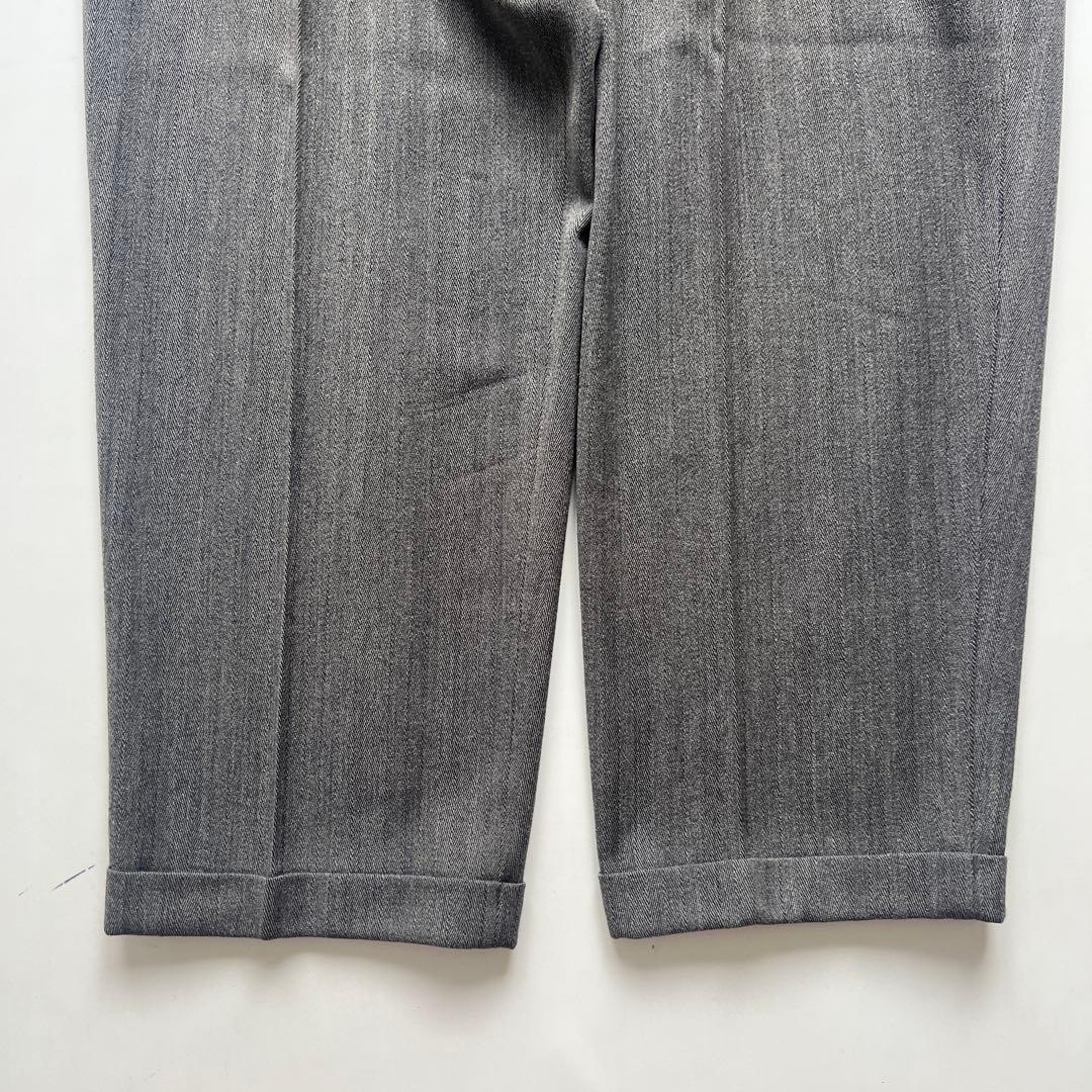 ジャンニヴェルサーチ ストライプ セットアップ メデューサボタン C265