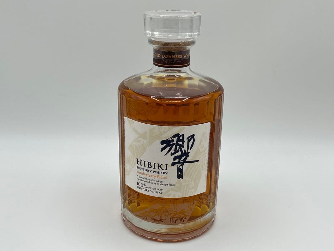 Hibiki 700ml ウイスキー 木箱入り 日本製