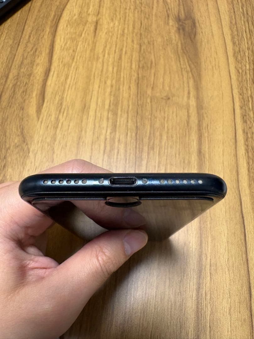 iPhone SE （第3世代）　128GB ミットナイト