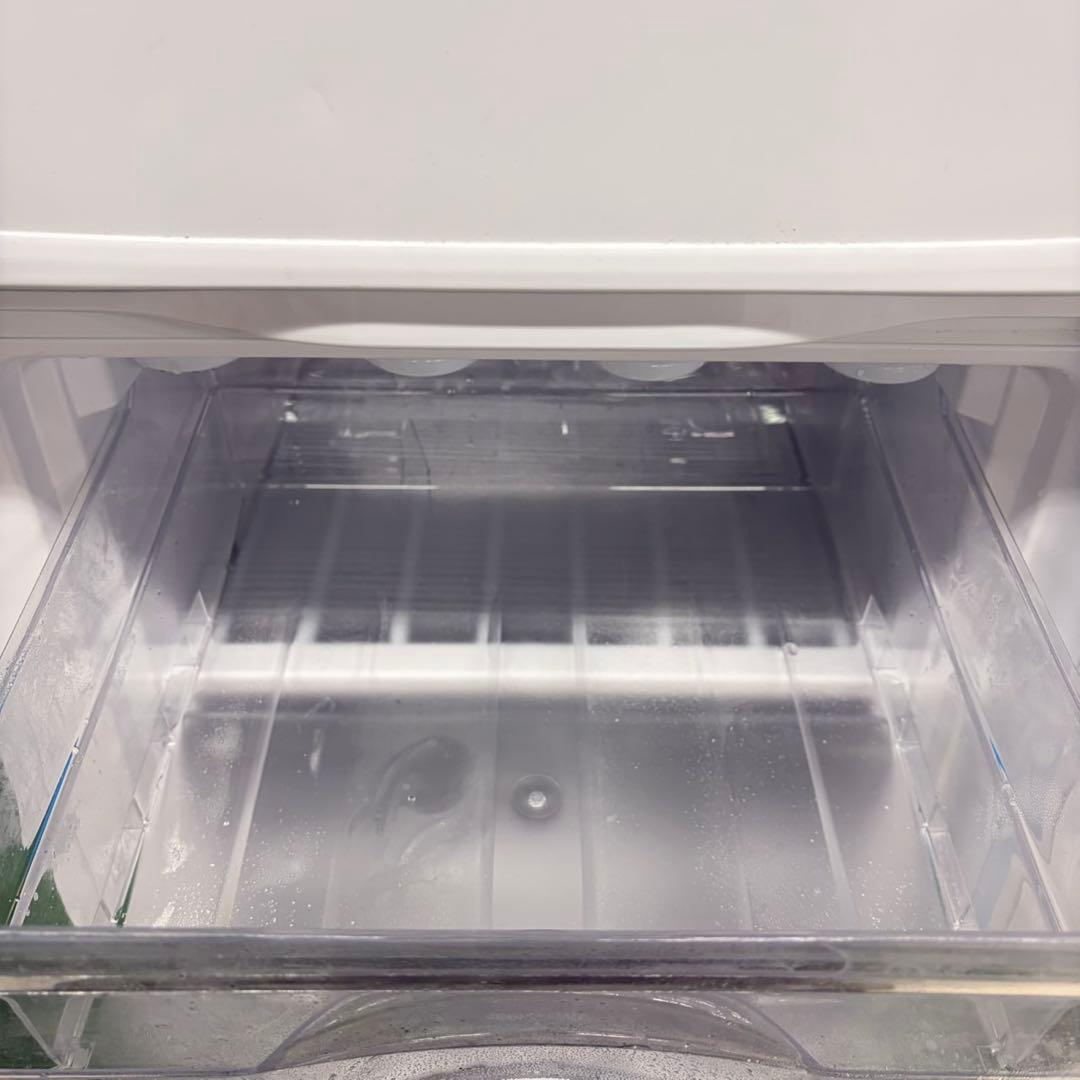 650 2024年製　冷蔵庫　最新　100L強　小型　一人暮らし　右開き　2ドア