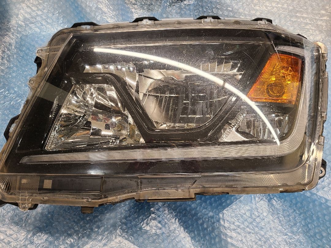 日野　レンジャー　LEDヘッドライト　助手席側