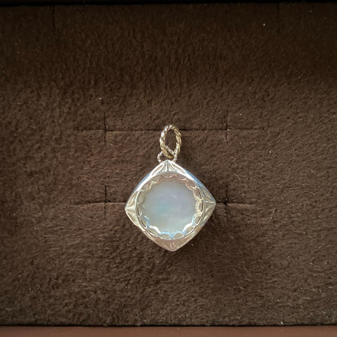 シ*ー様 美品 agete シルバー／K10サンストーンチャーム 完売品