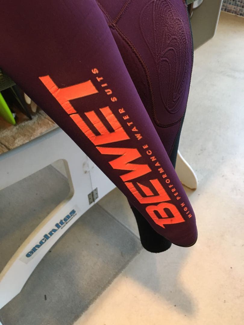 BEWET NEW AIR セミドライ　フルスーツ マルベリー・ブラック