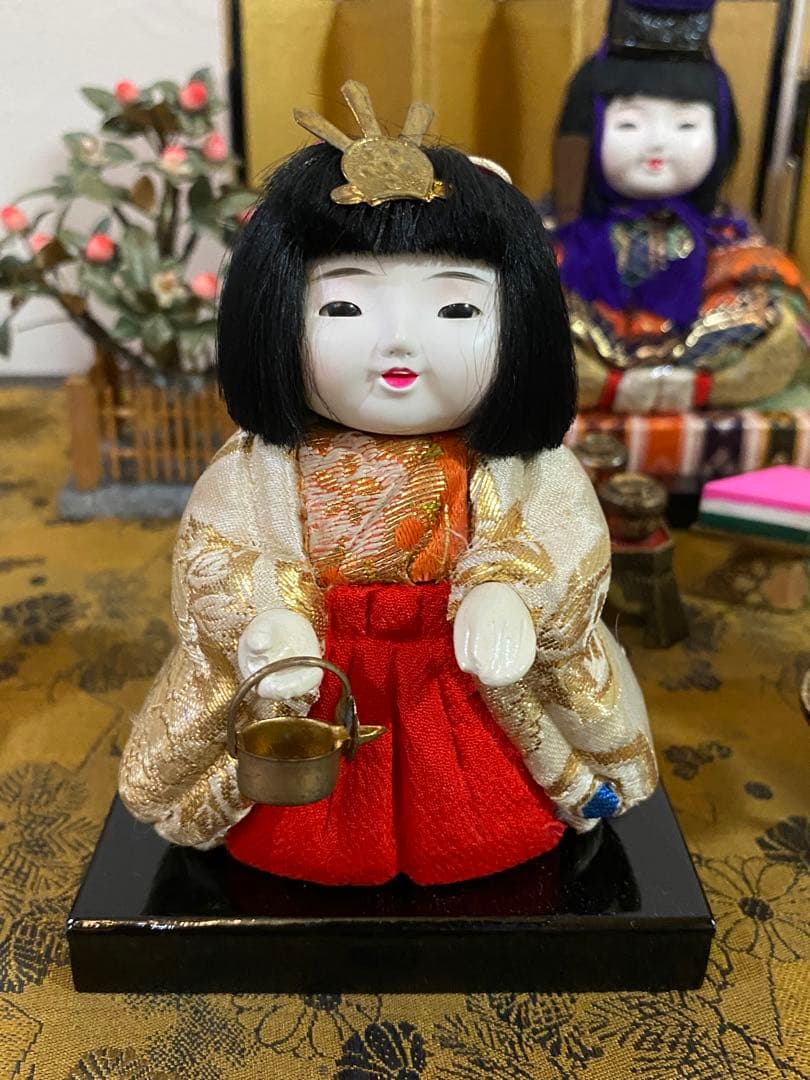 木目込雛人形