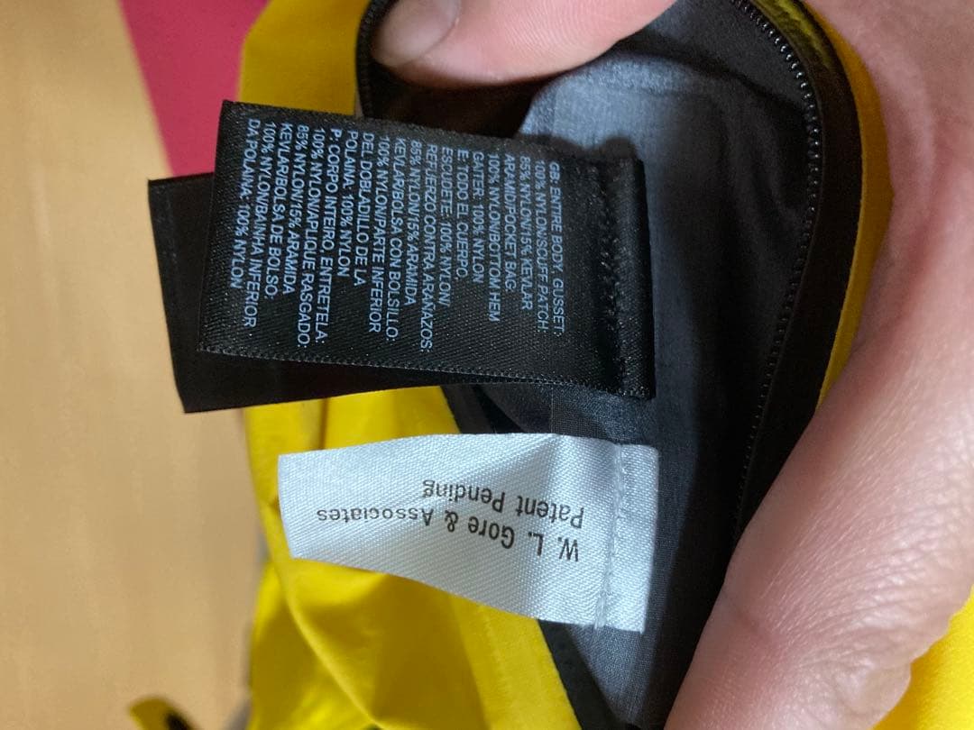 The North Face Summit Series ビブパンツイエロー