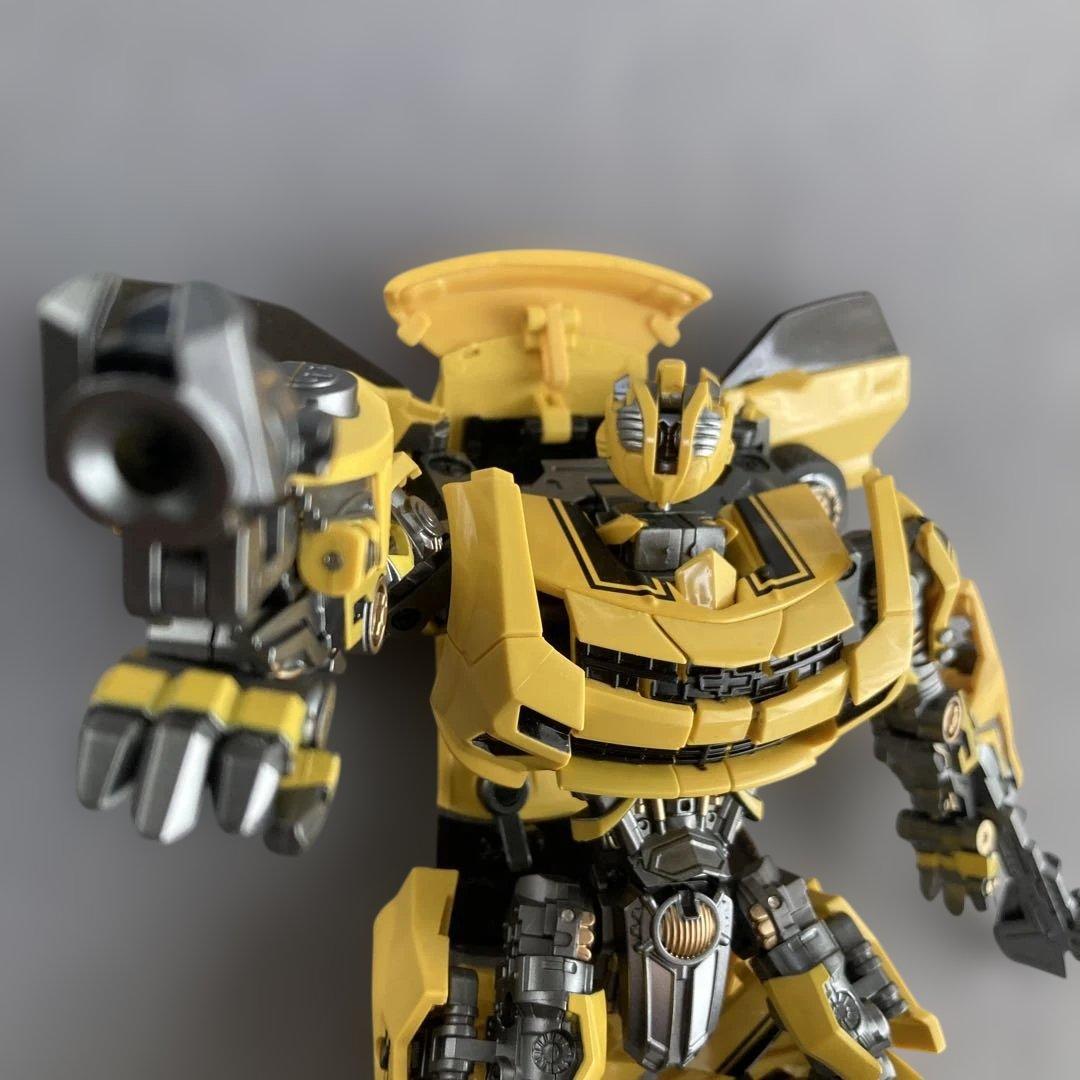 Battle Hornet 非正規　トランスフォーマー　バンブルビーっぽい人