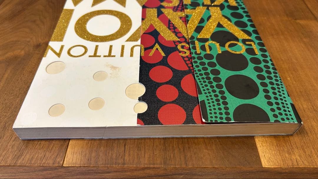 Louis Vuitton × Yayoi Kusama 限定 ファインブック