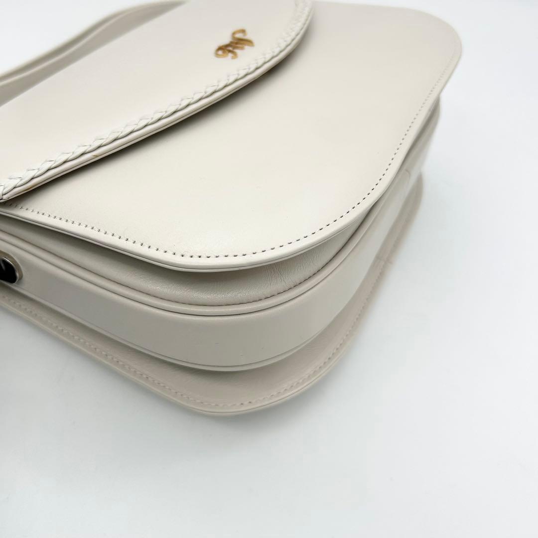 【激レア品】　ロジェヴィヴィエ　ワンショルダーバッグ　レザー　白　ロゴ　肩掛け◎