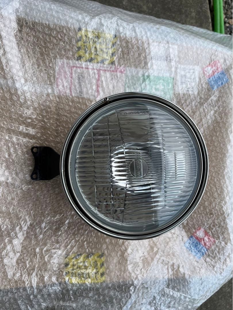 w800 タンク　サイドカバー　ヘッドライトセット