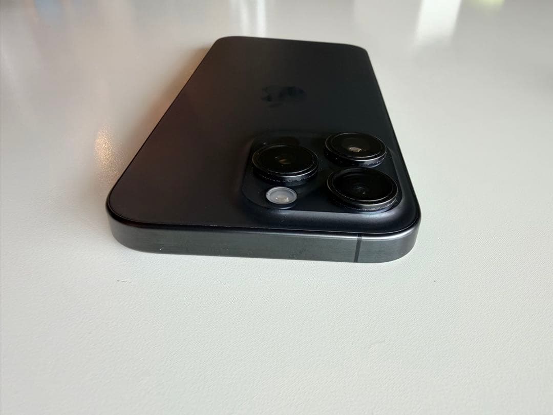 iPhone 15 Pro 128GB ブラックチタニウム SIMフリー