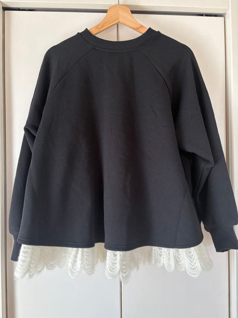 ビアズリー裾タムレースカットソー【新品】