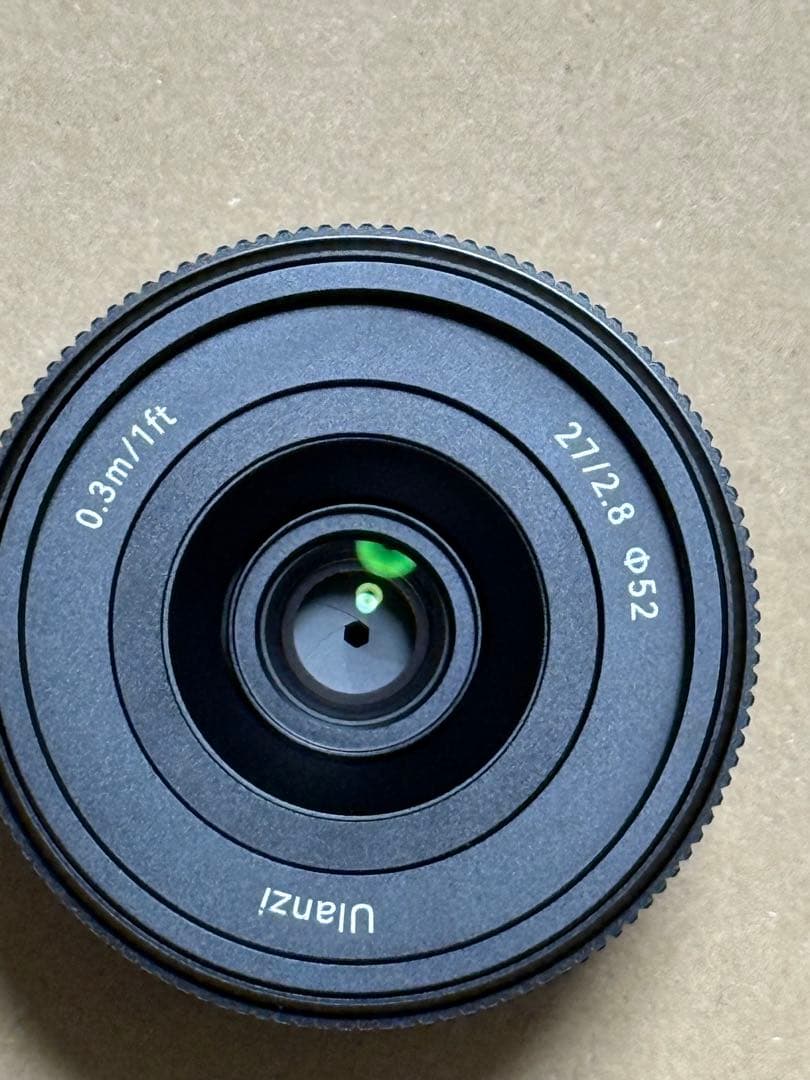 EマウントレンズUlanzi CL02 AF 27mm F2.8 フラッシュ付き