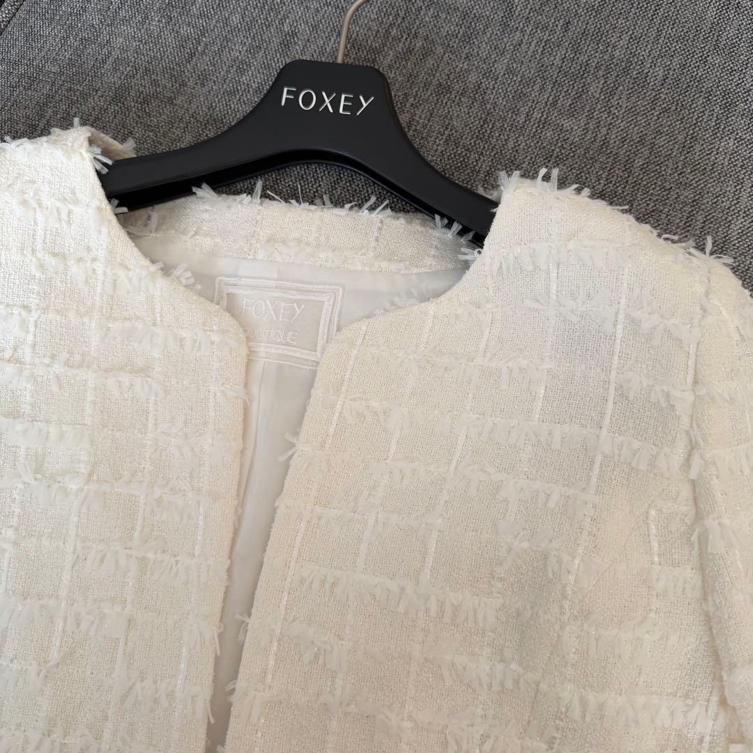 foxey フォクシー ノーカラージャケット 短丈 ホワイト38 M日本製