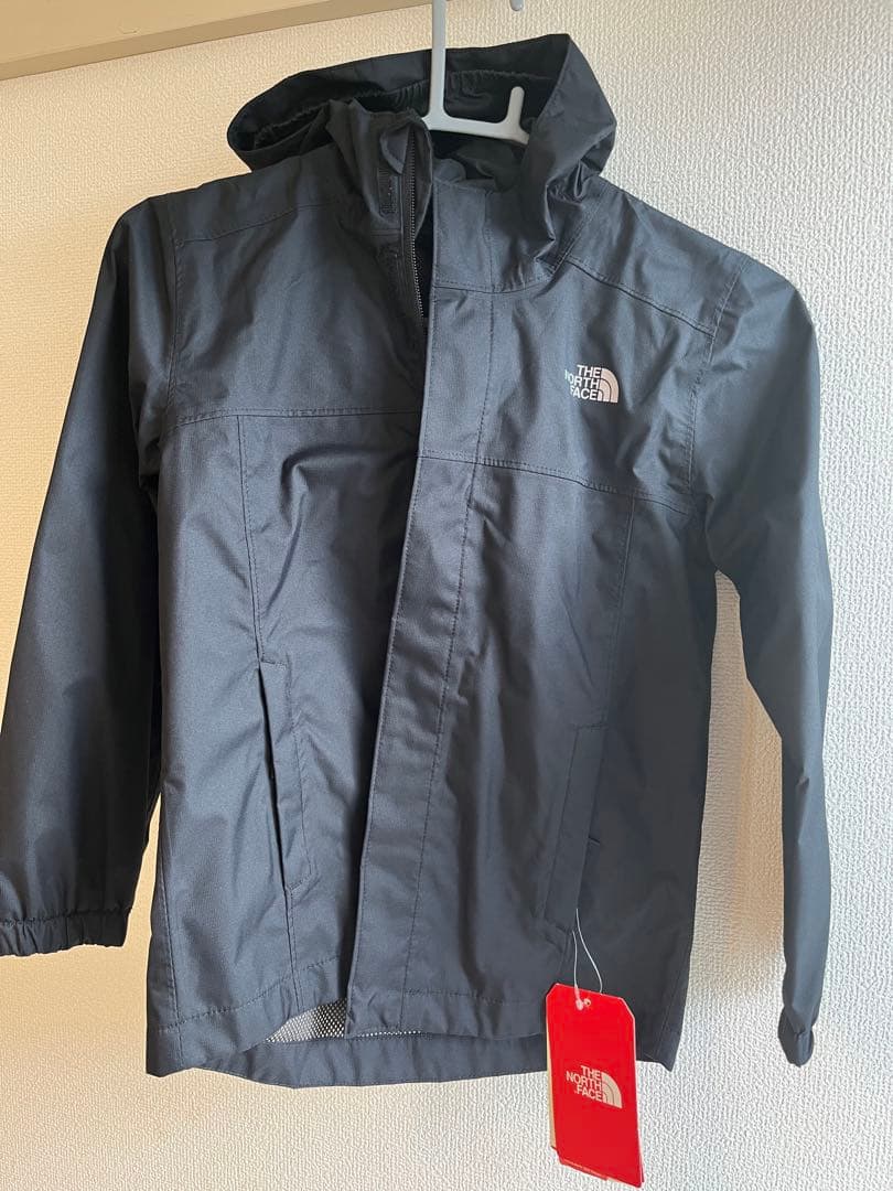 新品タグ付き　ノースフェイス　マウンテンジャケット　130 ナイロン