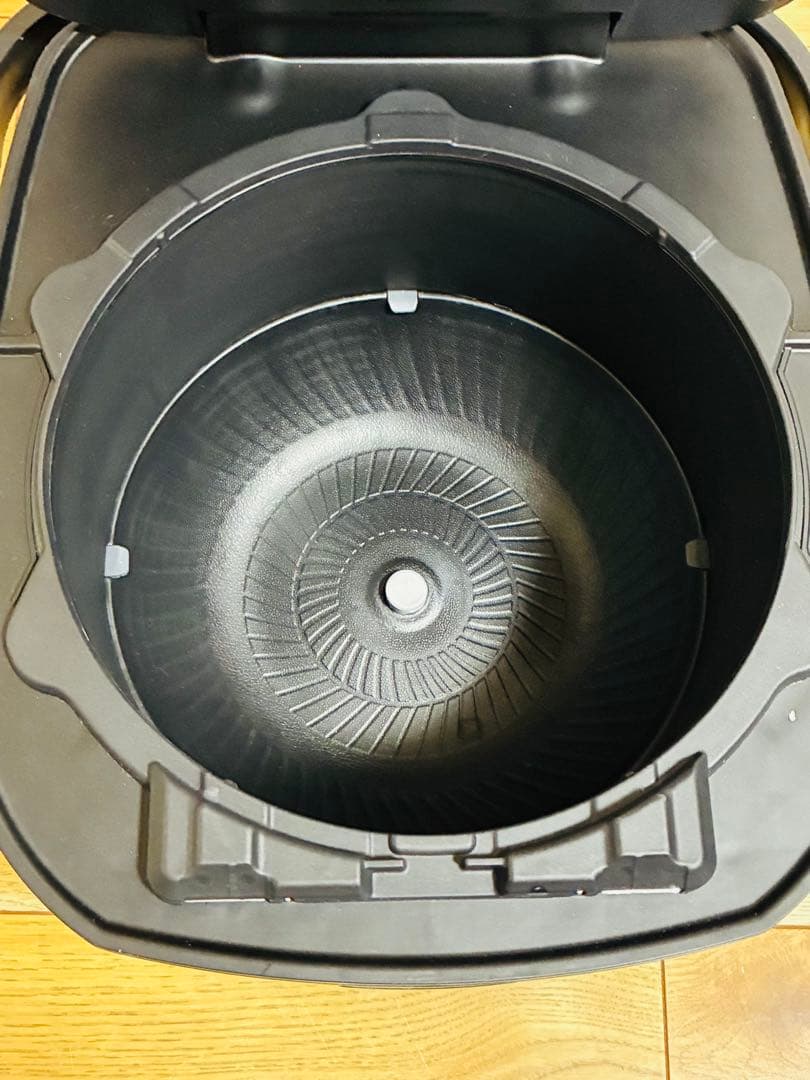 アイリスオーヤマ　圧力IHジャー炊飯器10合 RC-PD10-B 2022年製