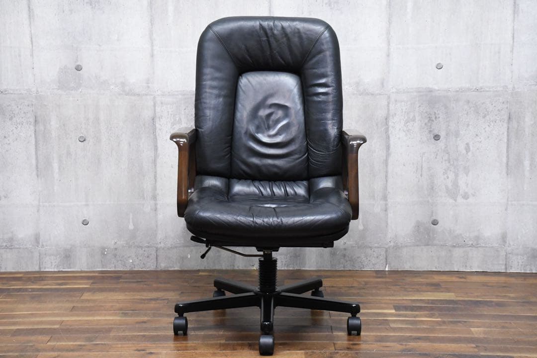FAC52 カリモク デスクチェア エグゼクティブチェア レザー/本革張り 黒革