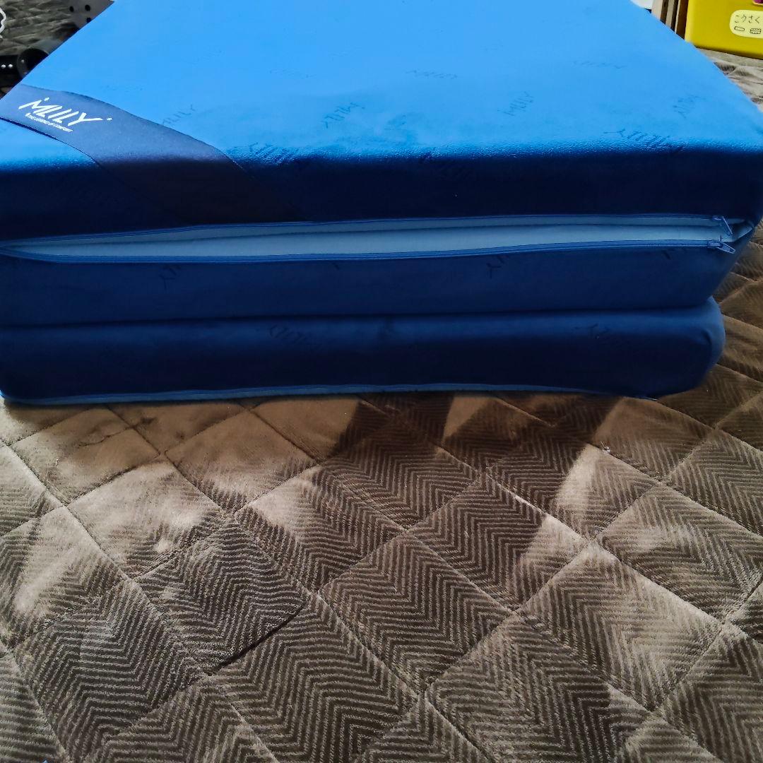 *チエ*エムリリー セミダブル 三つ折りマットレス 8cm厚