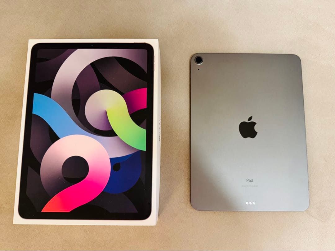 【美品・即発送】iPad Air 4 (第4世代) 64GB スペースグレイ