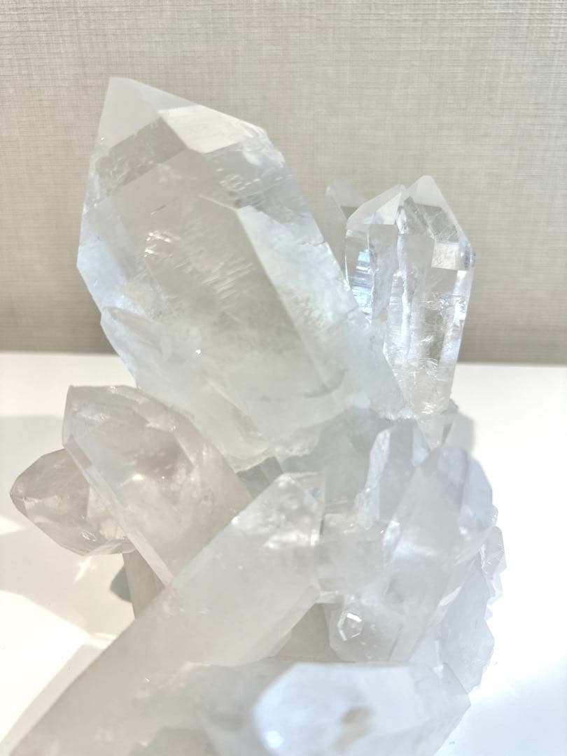 超特大・虹入り　ブラジリアンクォーツ　クラスター　クリスタル　クリアクォーツ