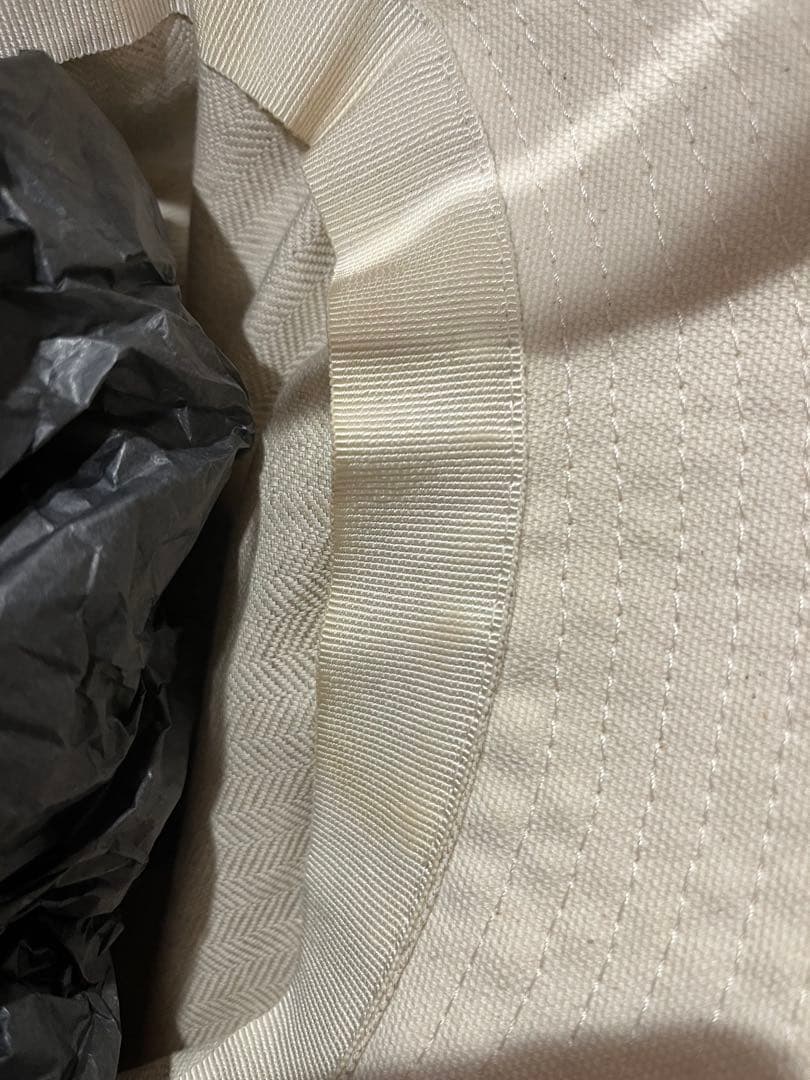 ロエベ　フィッシャーマンハット　ホワイト