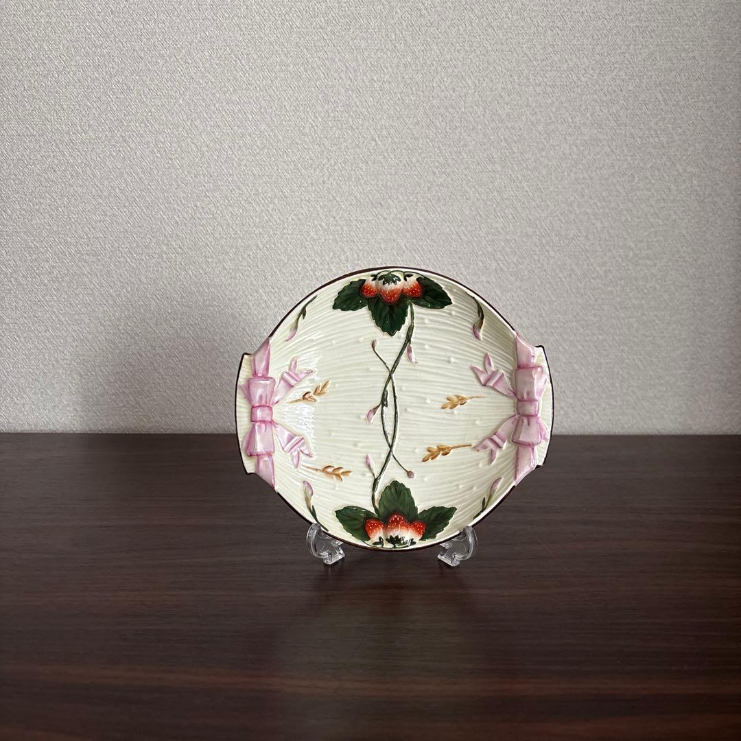 【超希少】ウェッジウッド マジョリカ ストロベリー＆リボン サンデーディッシュ