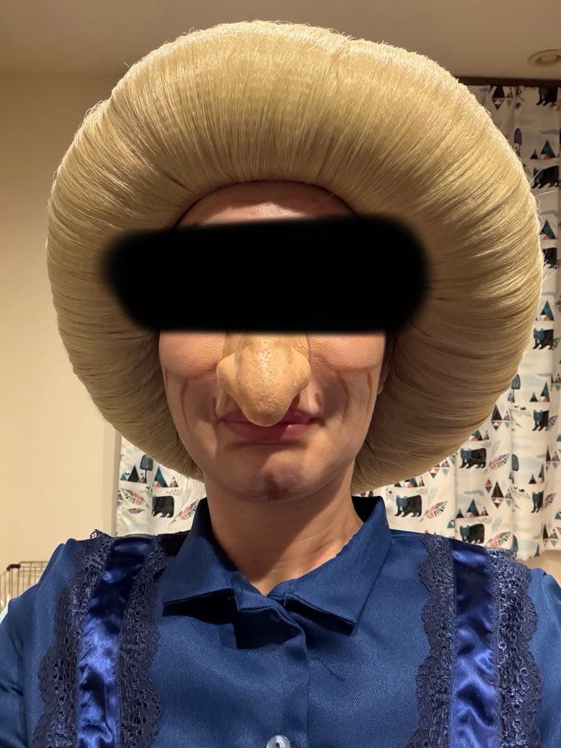 ジブリコスプレ　湯婆婆　青いロングドレスとウィッグ、特殊メイク鼻セット　美品