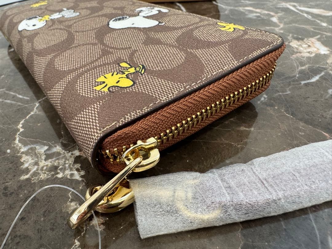 未使用★COACH スヌーピー 長財布 箱付き★