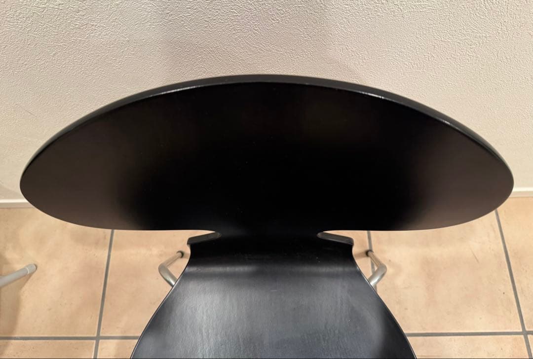 フリッツハンセン アントチェア ブラック 4本脚（2/3)