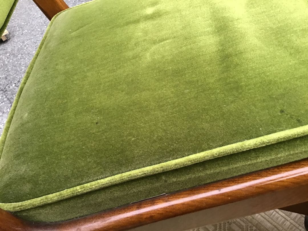 c*c様 昭和　レトロ　難有り　カリモク　緑色ベルベット風回転チェア