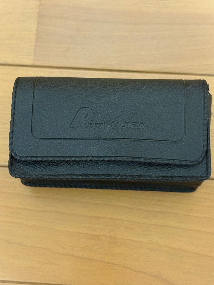 ヴィンテージ富士フイルム「Pocket Fujica 350 Flash」です。