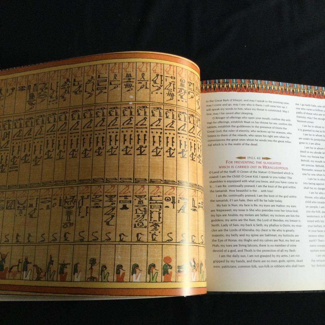 古代エジプト　死者の書　洋書　ヒエログリフ　Egypt 考古学　ピラミッド　遺跡