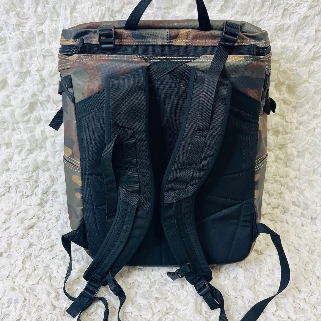 ノースフェイスNM82150ヒューズボックス2 バックパック迷彩リュックカモフラ