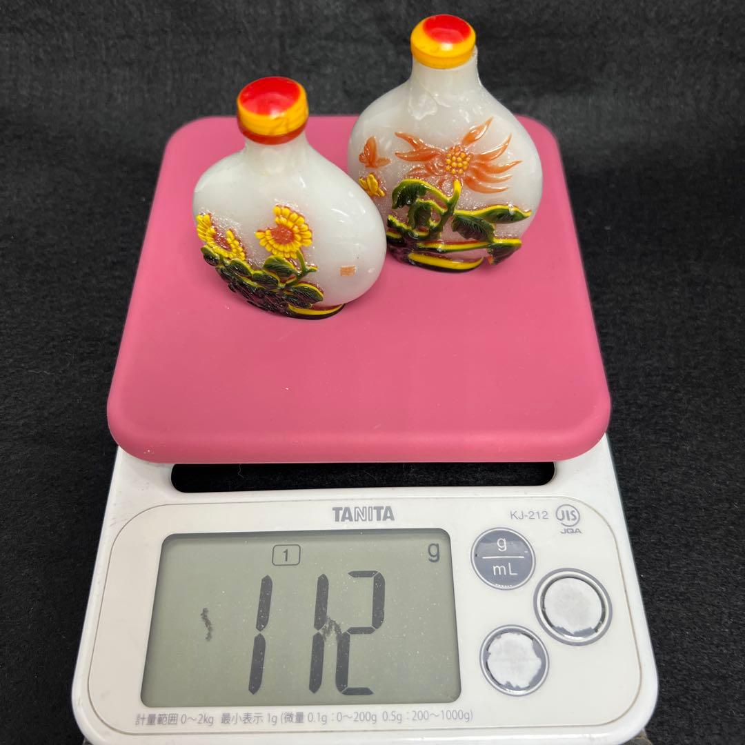 中国古玩　乾隆ガラス鼻煙香　木箱付　高さ約7㎝　東Y8-0122☆2F