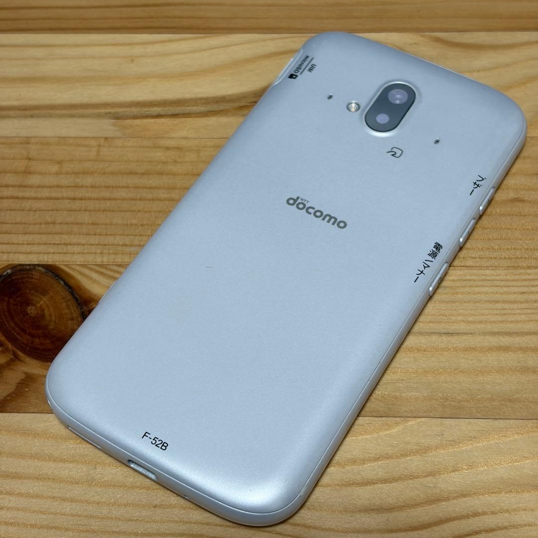 富士通　らくらくスマートフォン　F-52B 11385