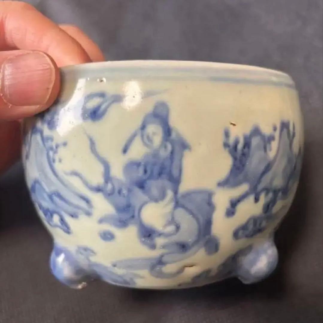 中国古美術品　明の時代 染付 青花　仙人神獣文　香炉10✖️8cm