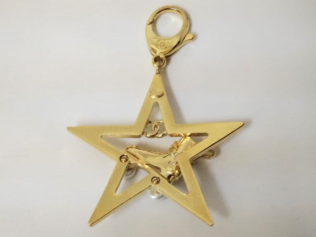 CHANEL シャネル ローラースケートモチーフ スター チャーム ゴールド