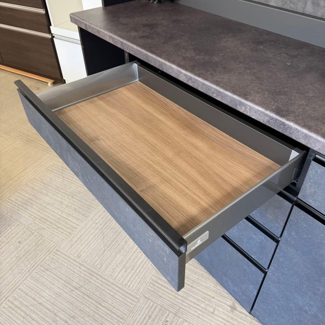 【新品同様‼️】パモウナ 160cm幅キッチンボード フルソフトクローズ仕様