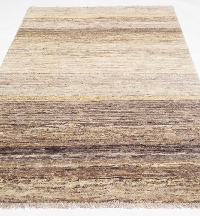 144cm×216cm 本場ペルシャギャッベ・手織り手紡ぎ