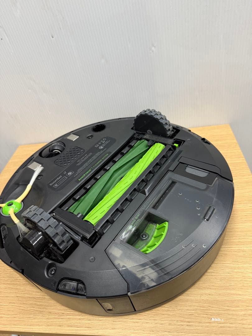 ロボット掃除機 Roomba（ルンバ）i7＋ 純正品セット