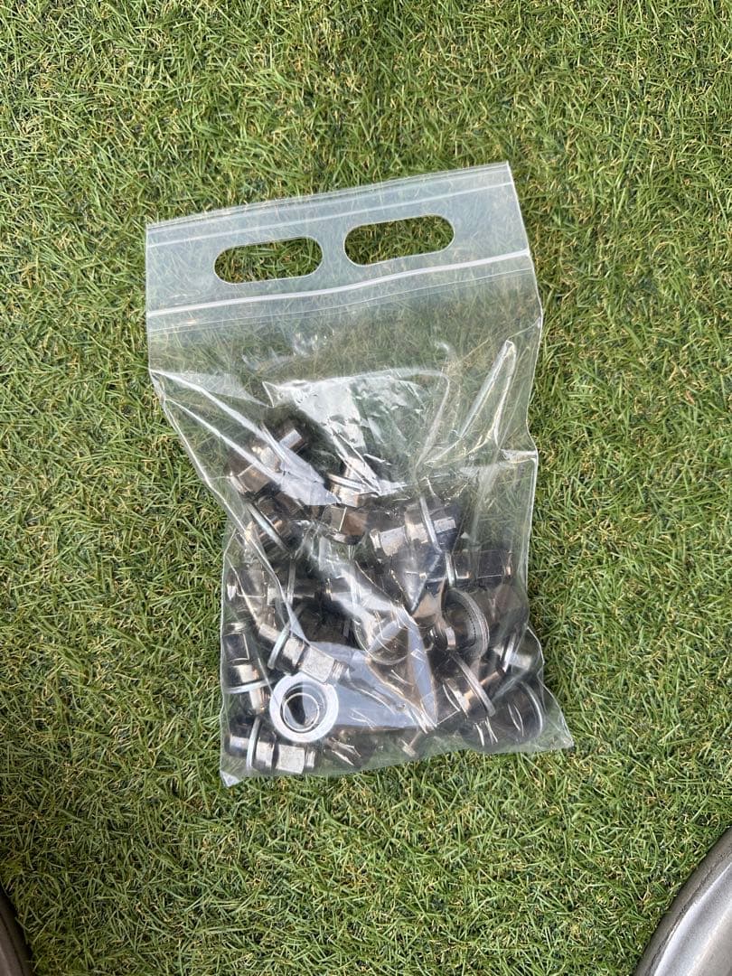 60 プリウス PHEV 2025年9月納車分　純正ホイール19インチ4本　希少