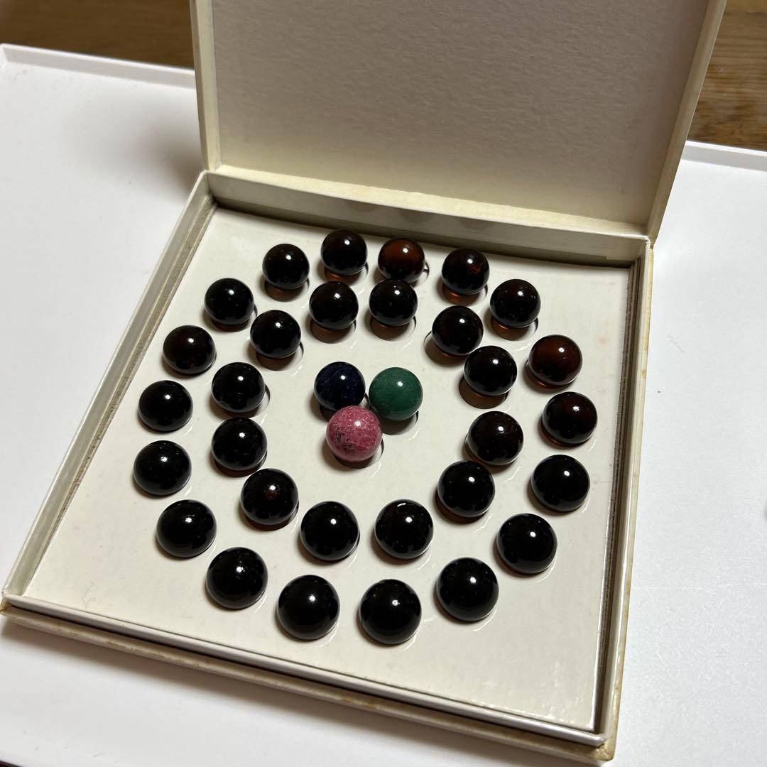 ストーン　ビー玉遊び　石　ガラス玉　ゲーム