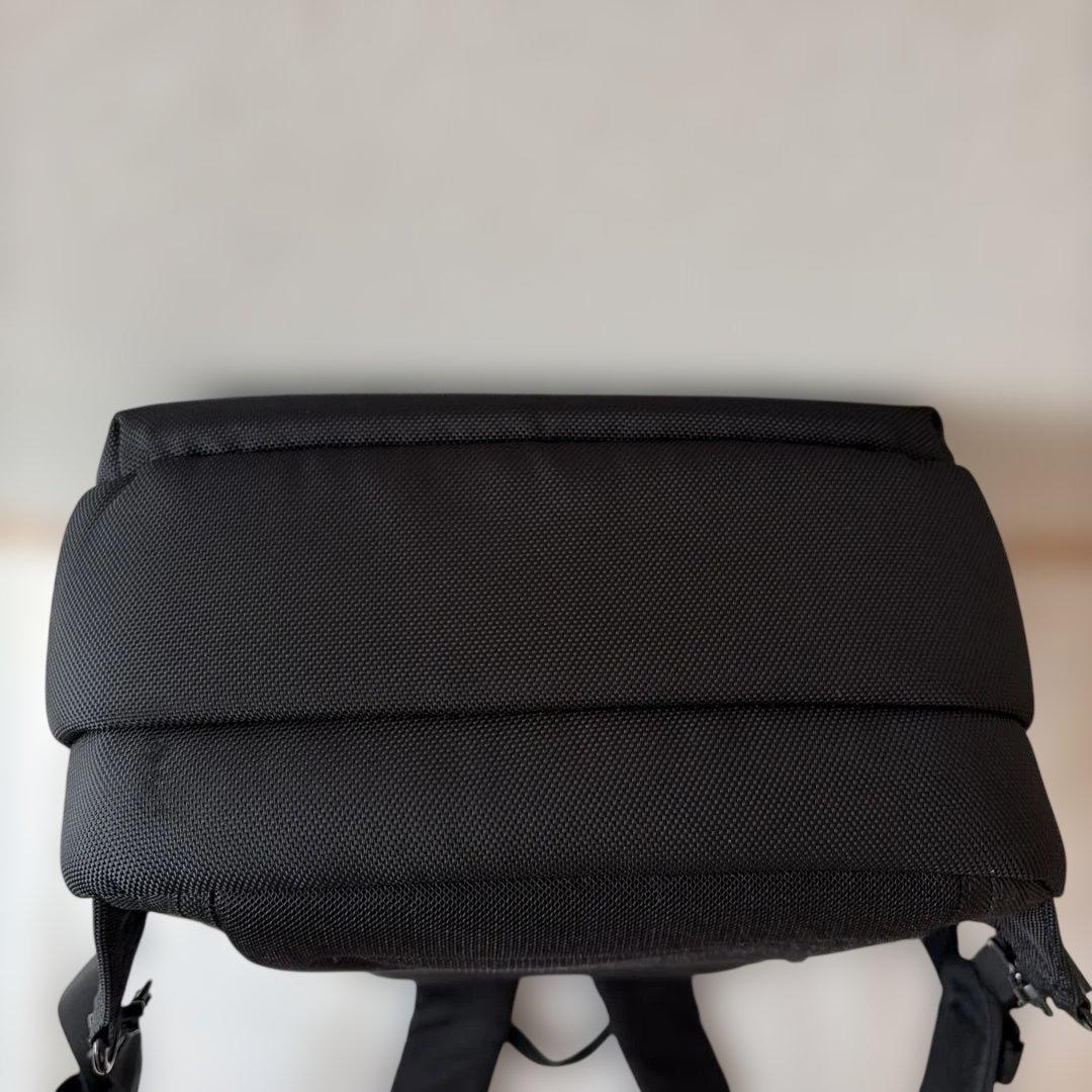 美品　SIMCLEAR TSUNAGU BAGSQUARE MINI GR