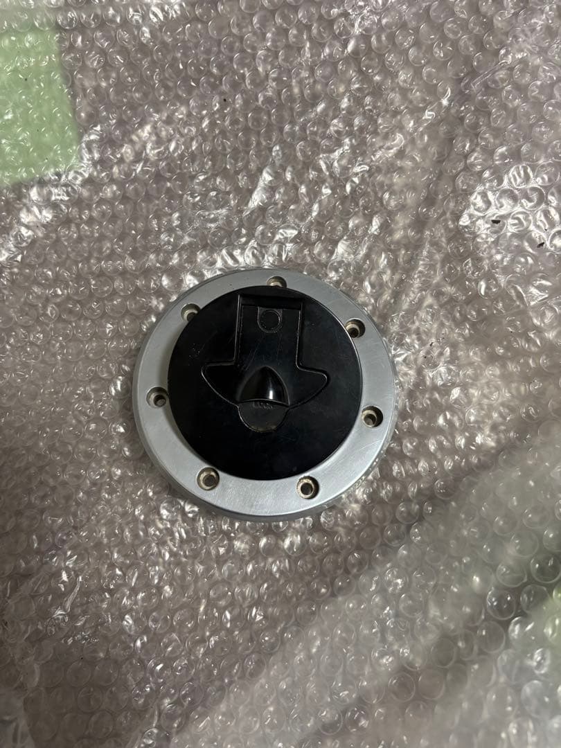 ゼファー750外装