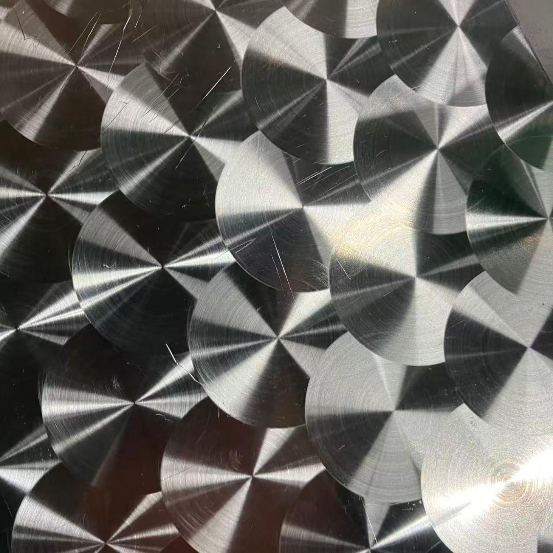 0614 いすゞ07エルフ/PM/NEW ローキャブ ウインドウパネル ウロコ柄