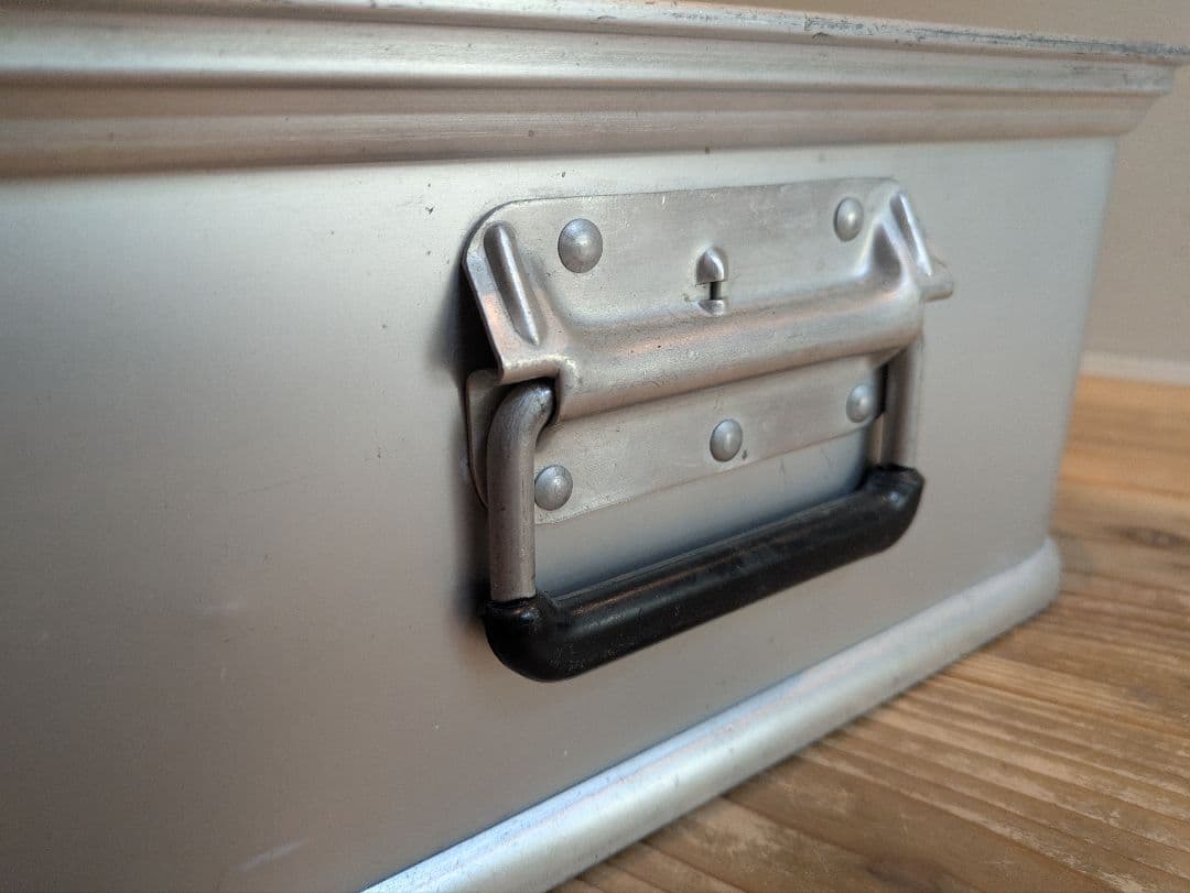 ZARGES ツァーゲス アルミコンテナ2個セット