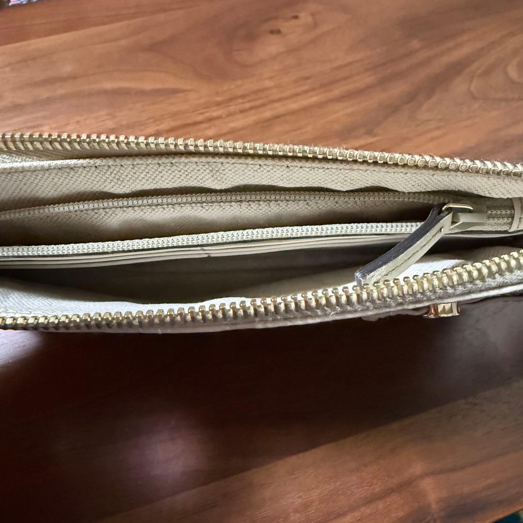 GUCCI ベージュ GGロゴ 長財布 ポーチストラップ付き